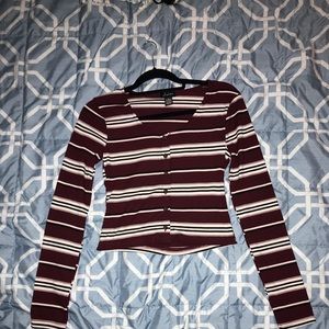 Burgundy striped long sleeved crop top